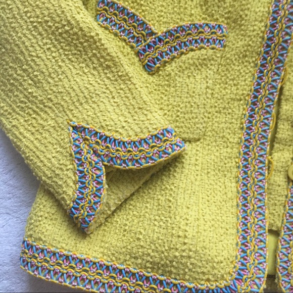 Sold! Vintage Chanel 1994 yellow scoubidou trim jacket and skirt suit - Picture 8 of 17